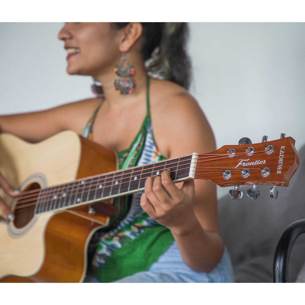 Kadence FNTR-NATEQ Frontier 40" Electro Acoustic Guitar | Grand Auditorium Cutaway | Comes with Bag, Set Of Strings, Strap, Picks | EQ - Image 5