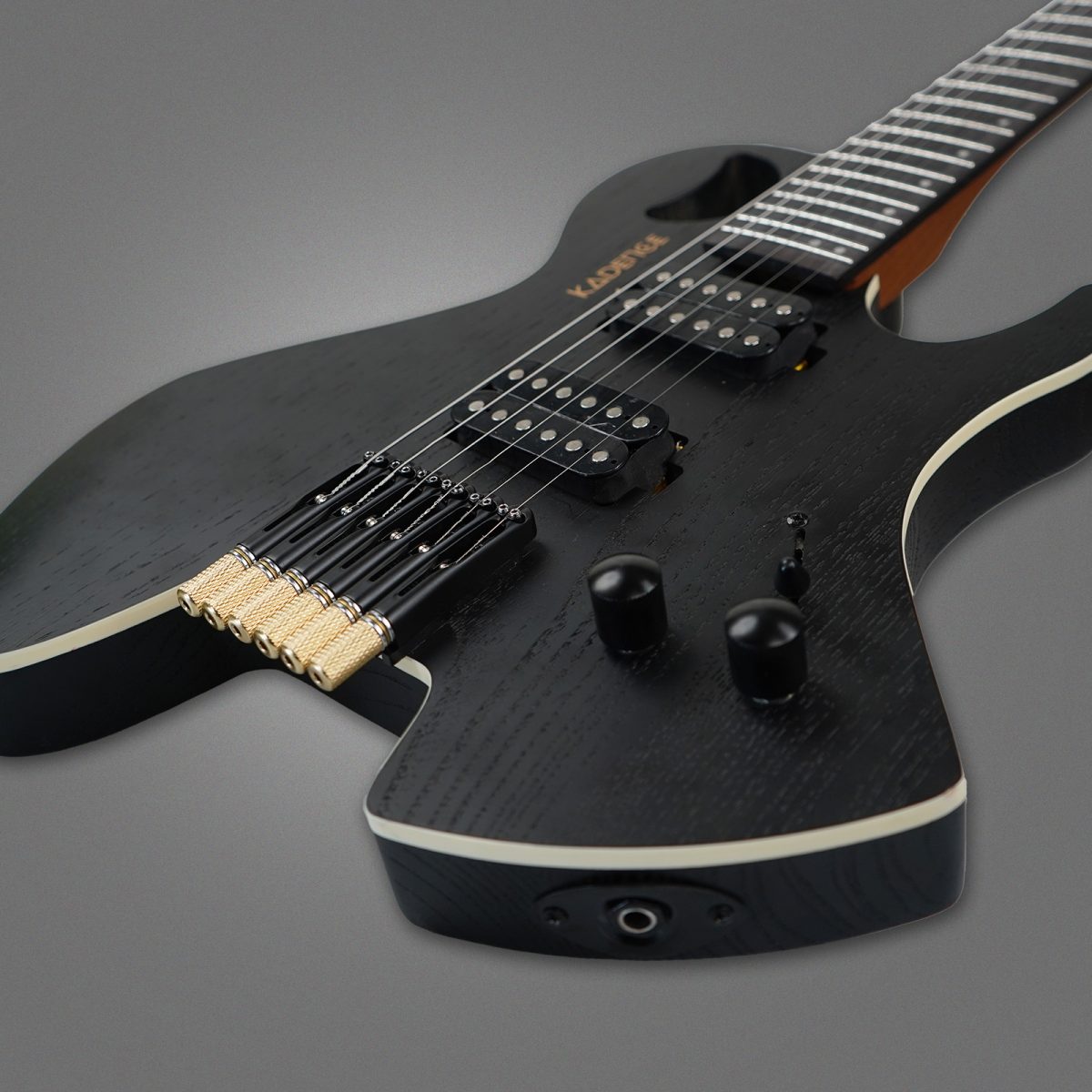 Kadence Headless Electric Black Guitar with Bag and Cable. (H-H Pickup) - Image 3